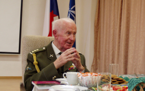 plukovník ve výslužbě Jiří Louda